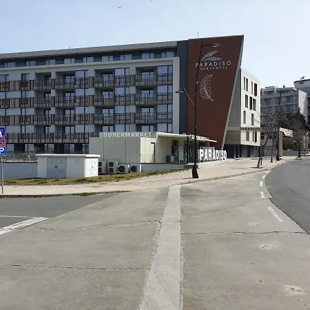 Paradiso 'в' 311 Private Apartmán *