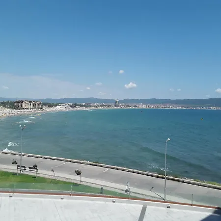 Paradiso 'в' 311 Private Appartamento