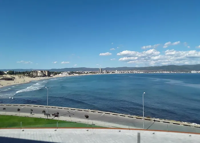 Paradiso 'в' 311 Private * Nesebar